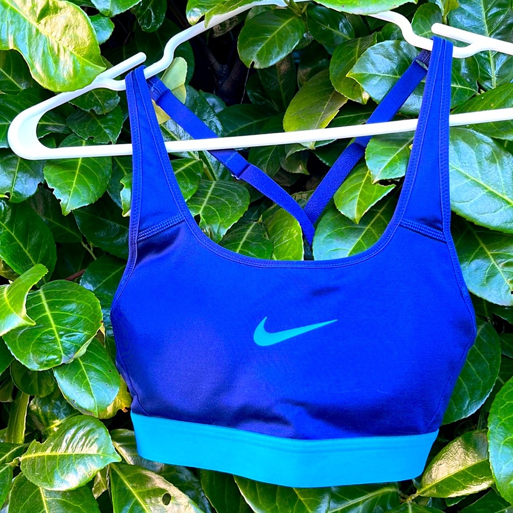Nike Sportsbra top